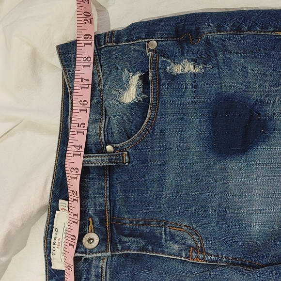 Torrid Patch Cropped Jeans - Picture 6 of 10